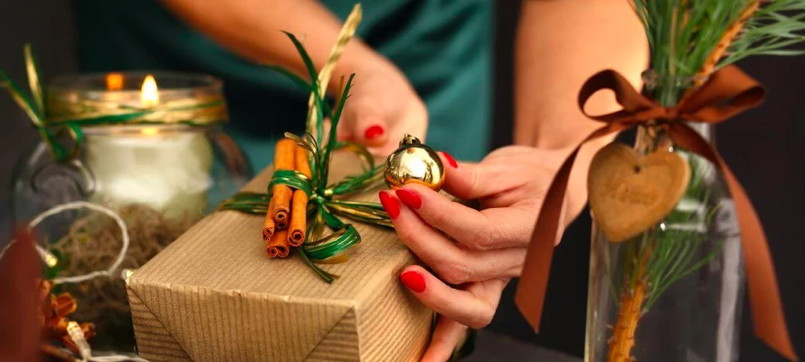 View the 2022 CDC Small Business Finance Holiday Gift Guide featuring products from our borrowers